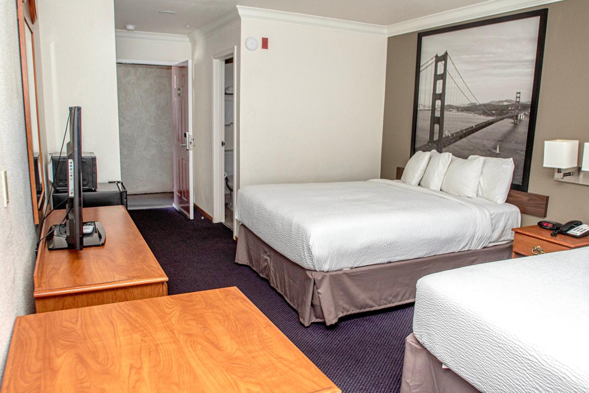 Creekside Inn & Suites Уилиц Екстериор снимка
