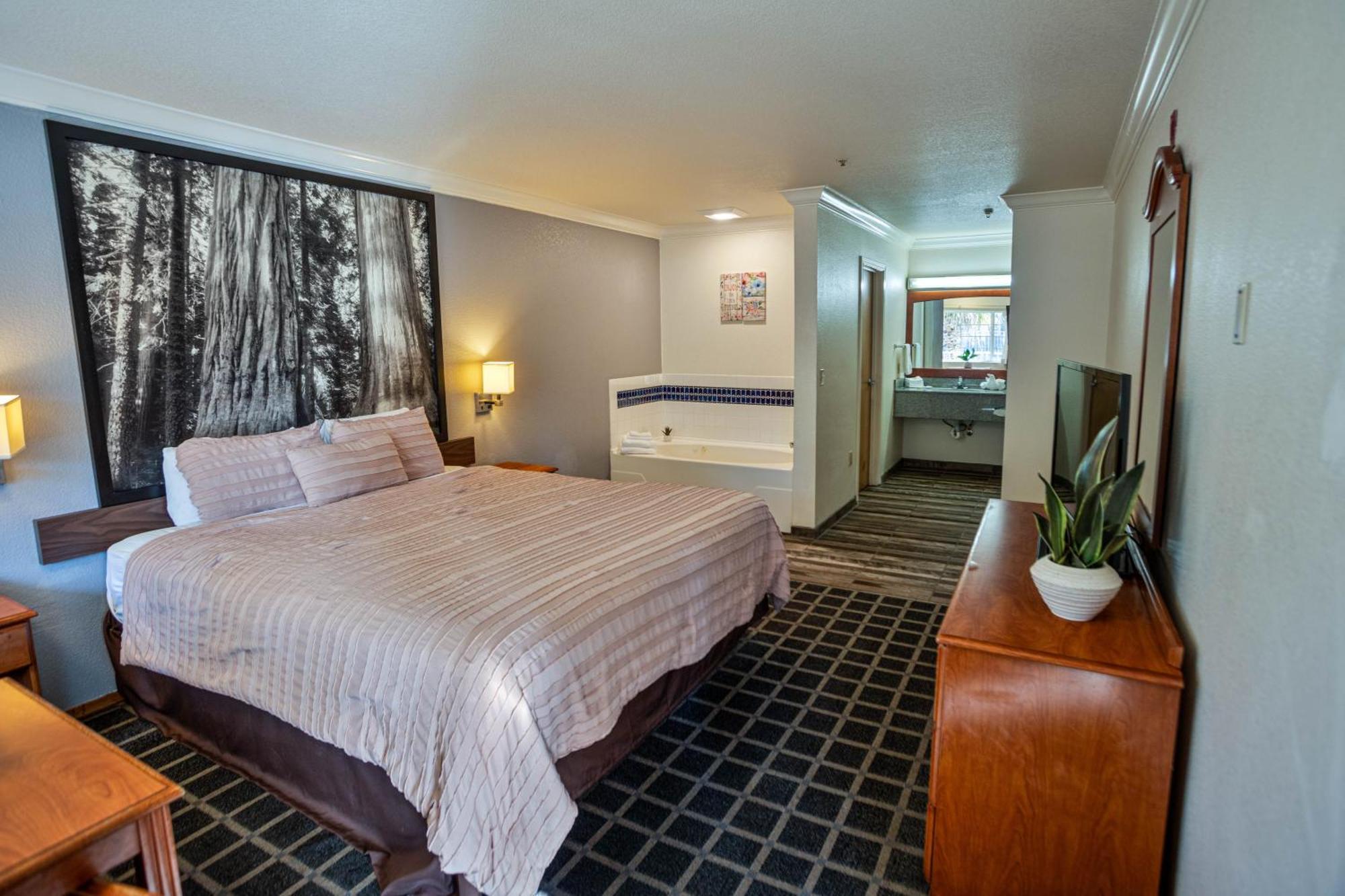 Creekside Inn & Suites Уилиц Екстериор снимка