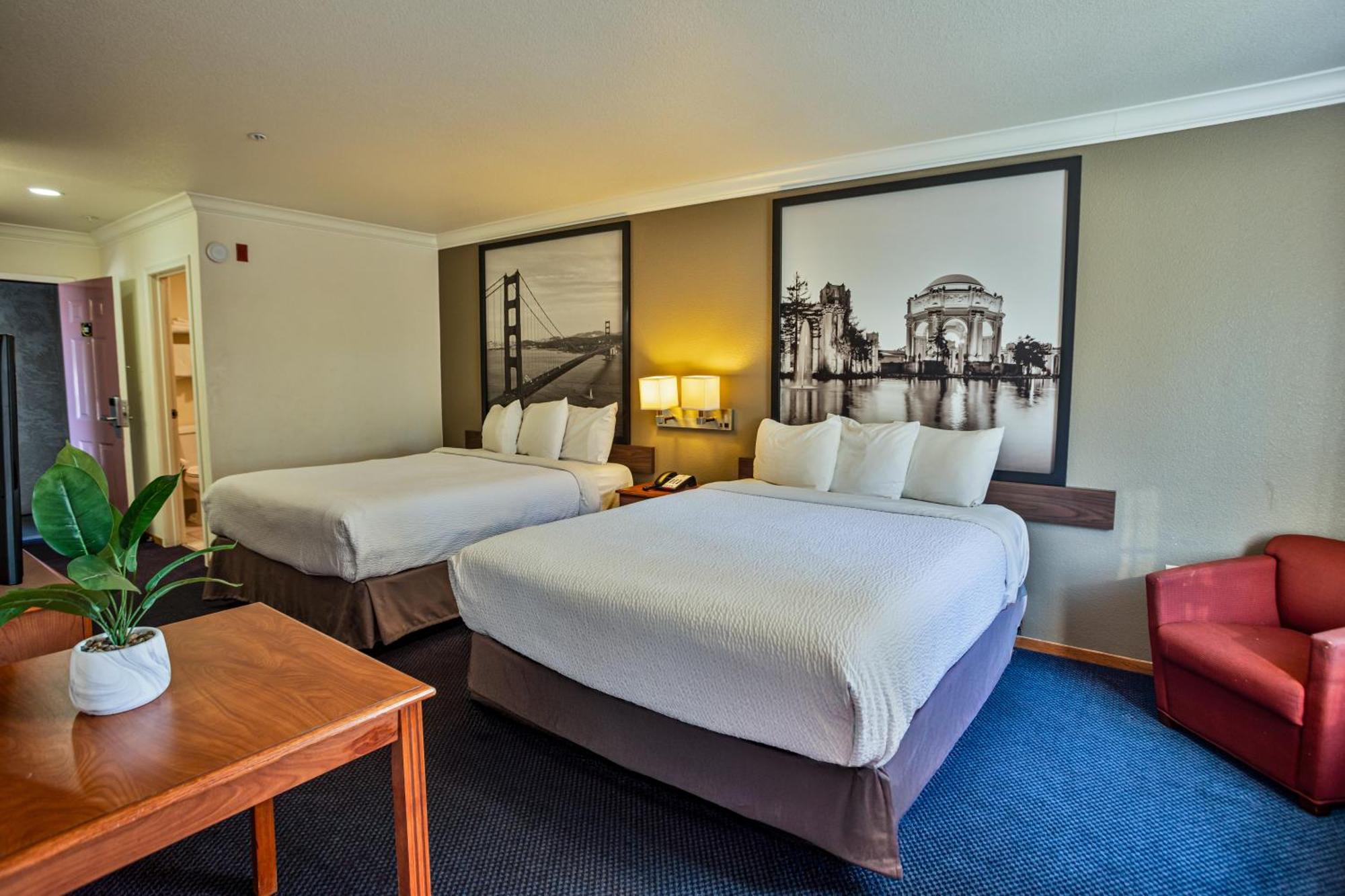Creekside Inn & Suites Уилиц Екстериор снимка