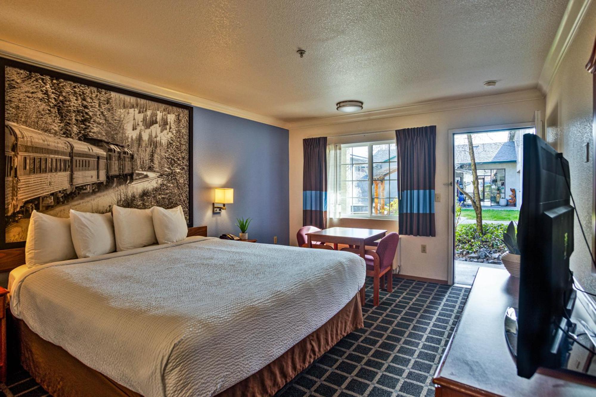 Creekside Inn & Suites Уилиц Екстериор снимка