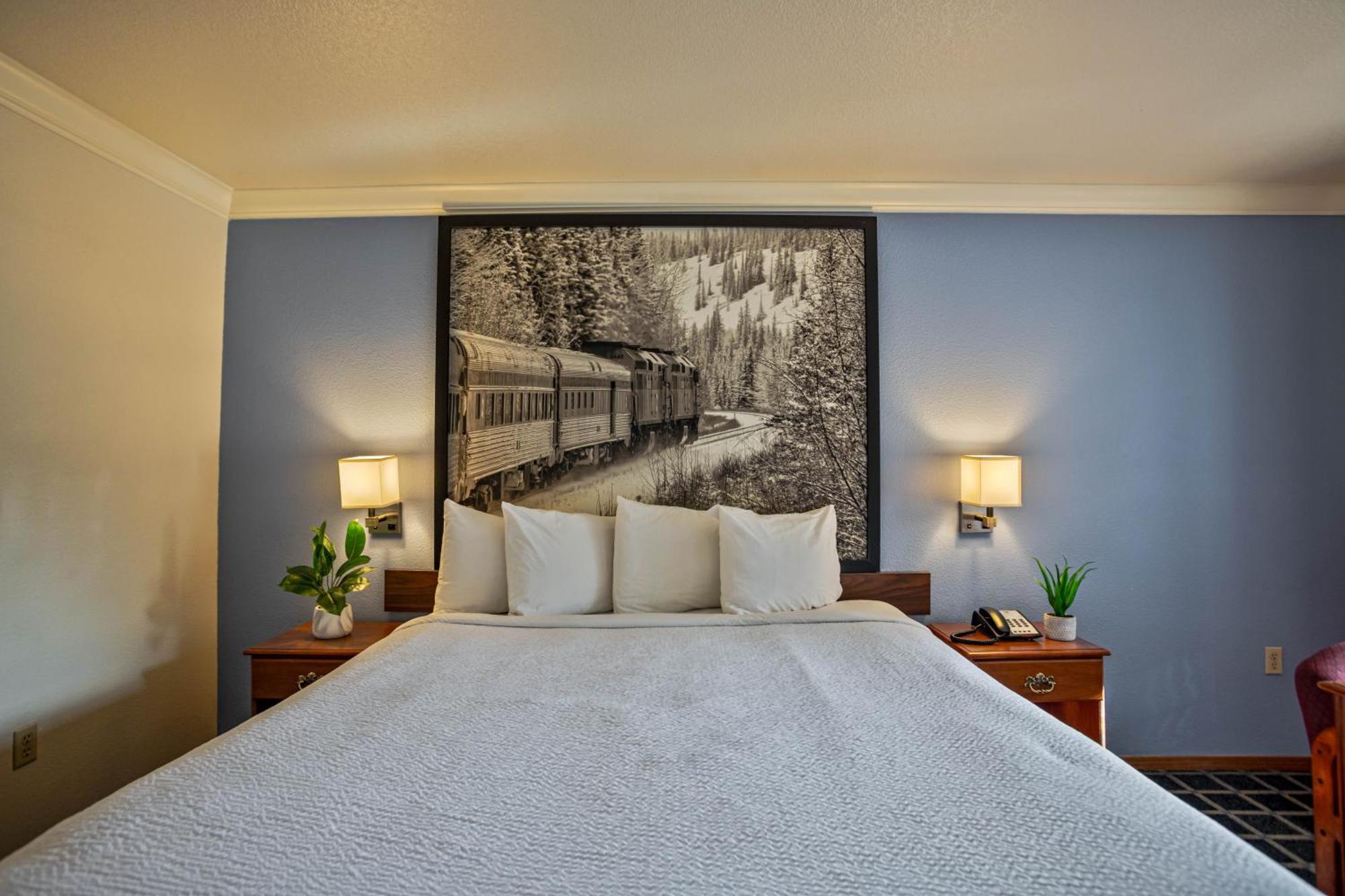 Creekside Inn & Suites Уилиц Екстериор снимка