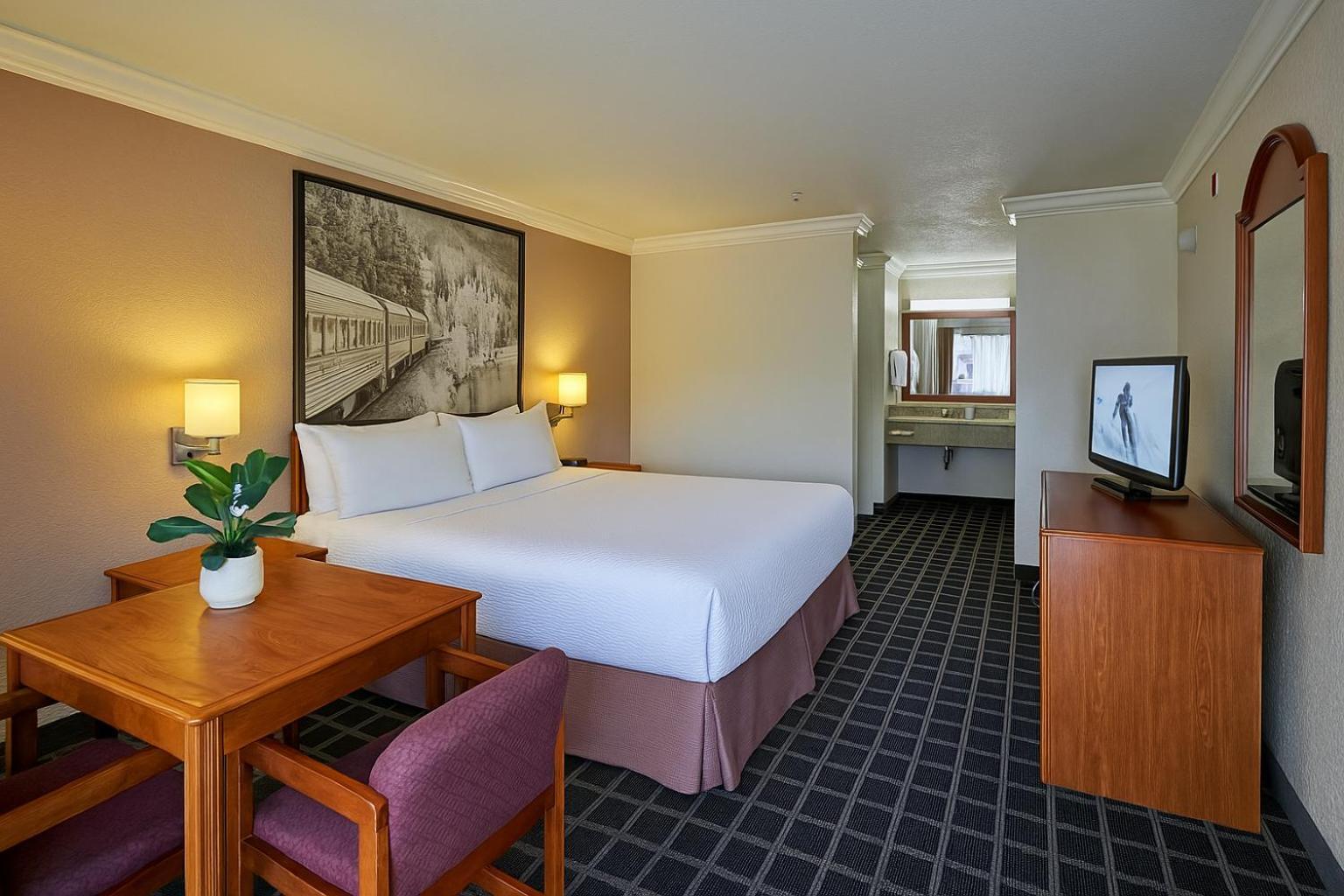 Creekside Inn & Suites Уилиц Екстериор снимка