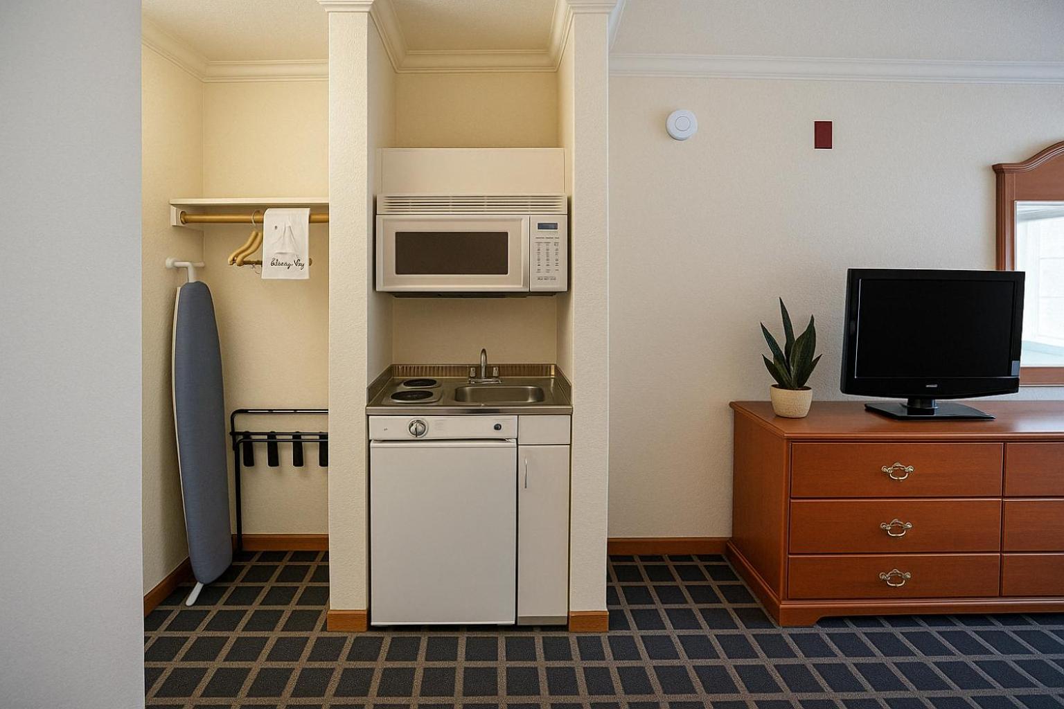 Creekside Inn & Suites Уилиц Екстериор снимка